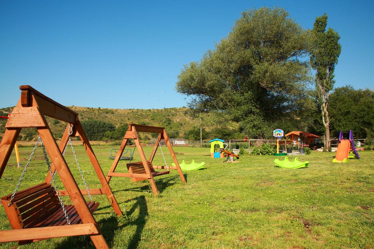 Κτήμα Γιαννιώτη Giannioti Estate Hotell Vlásti Eksteriør bilde